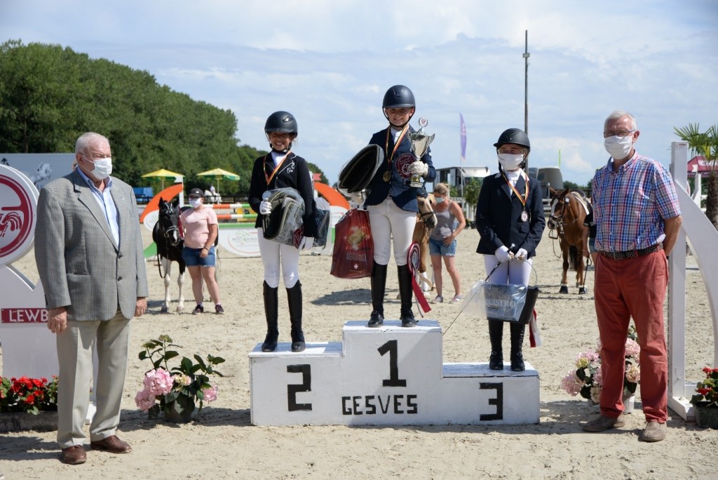 Remise des prix Critérium Poneys Initiation