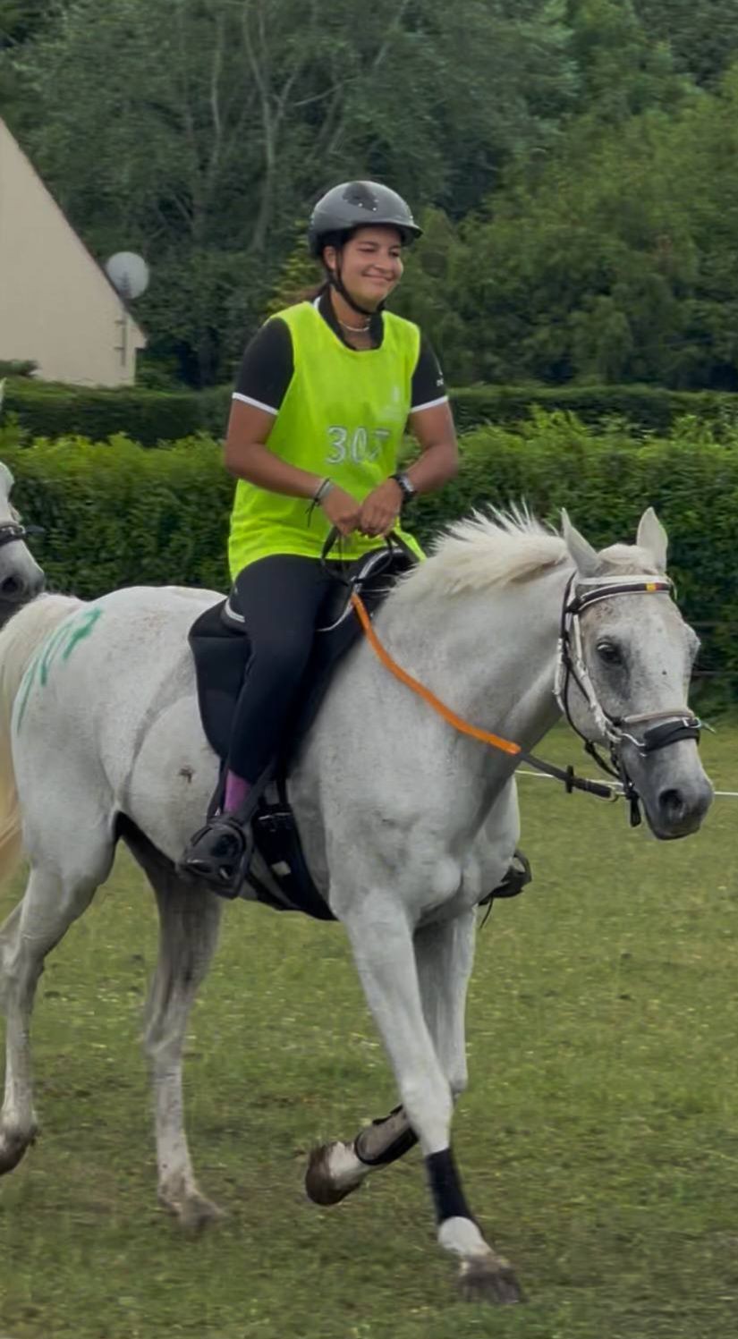 Jade Carnel et Hissane Kisswani - CEI2* 120 km Juniors - Fleurines 31/05/2025 @LEWB Endurance