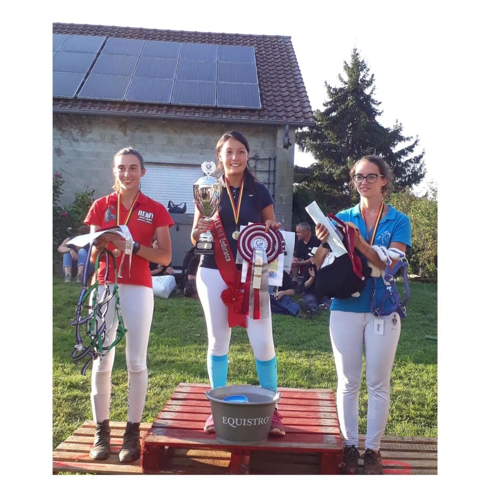 Podium du Championnat 80 km @Facebook Nam-Ee Leloux