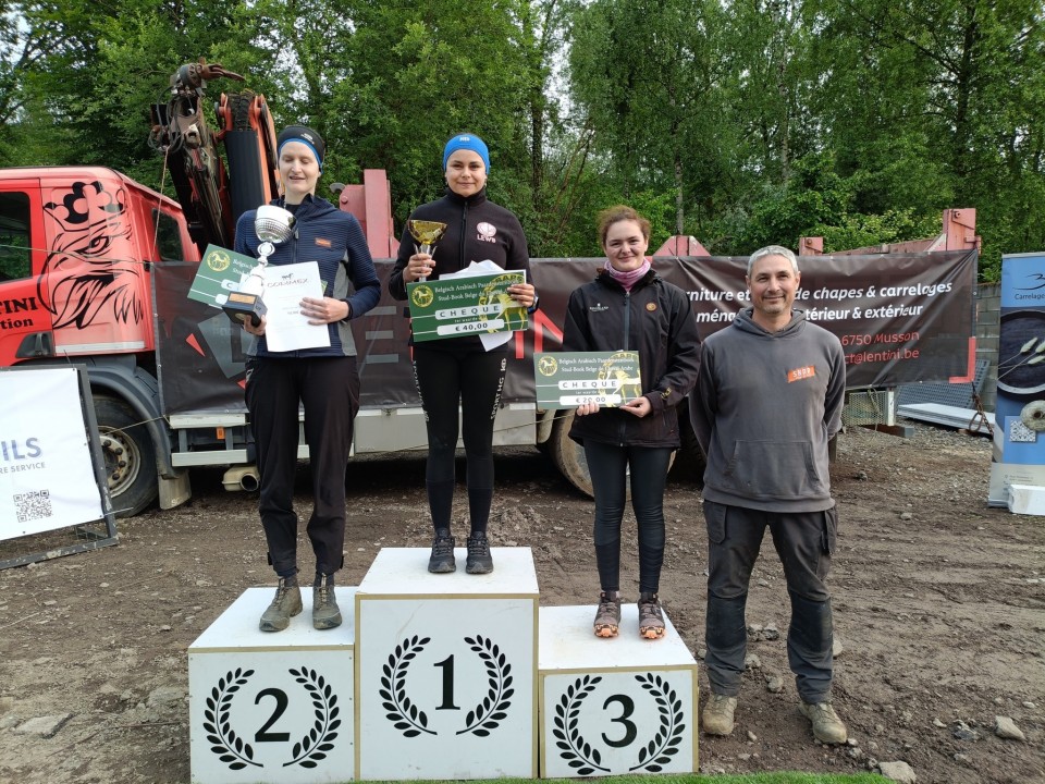 Podium du Critérium LEWB 60 km - soutenu par Codimex-Saddle Up-SBCA - Musson 7-06-2025 @Les Eperons de Musson