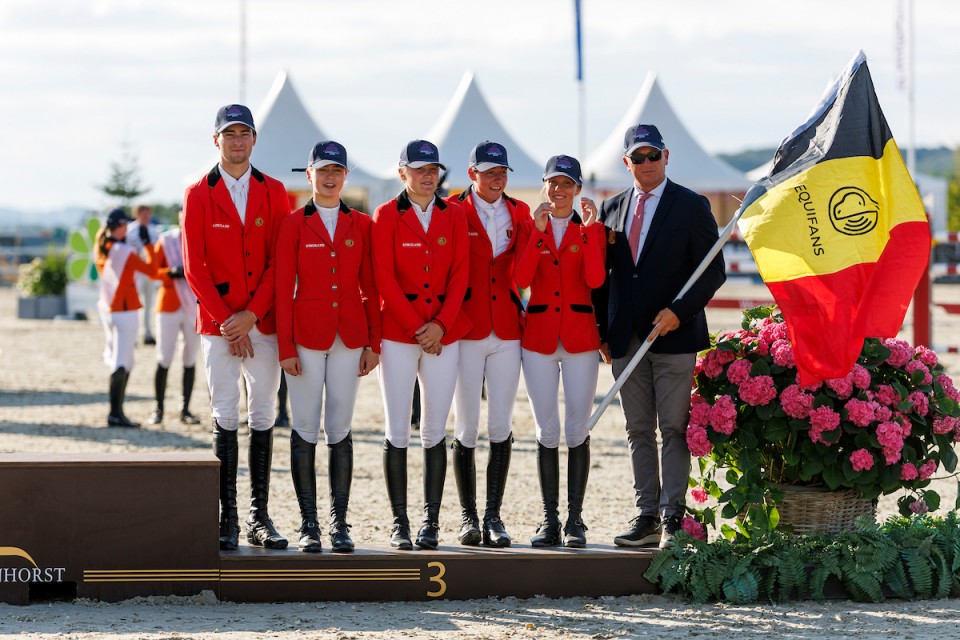 L'équipe belge young riders (© Hippo Foto Stefan Lafrentz)