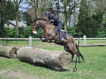 Florence Hurlet et Jacob au tronc