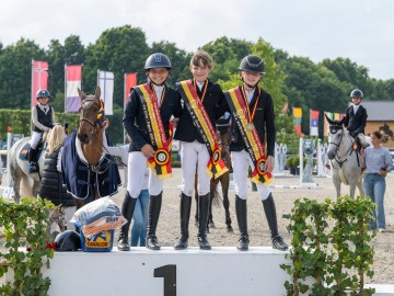Le podium scolaires (© Hippo Foto Media- Dirk Caremans)