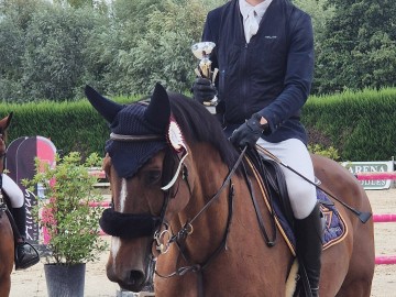 Simon Vlaminck, vainqueur du Grand prix STX 1m40