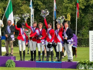 L'équipe belge young riders médaillée au championnat d'Europe
